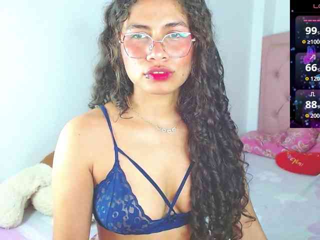 Cyntiaross Cyntiaross