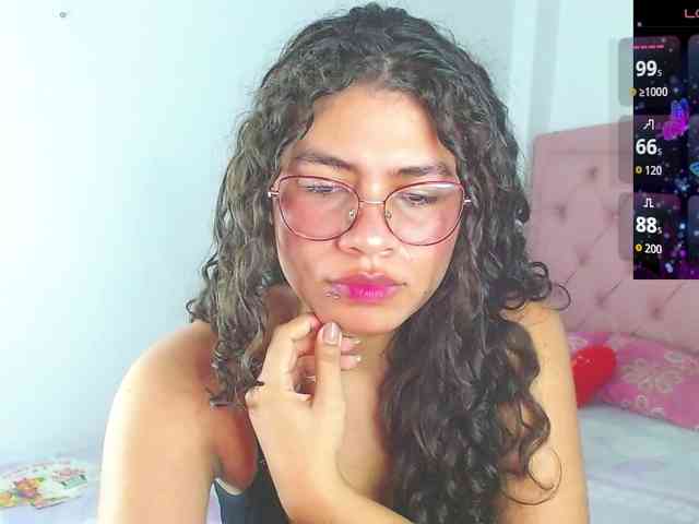 Cyntiaross webcam