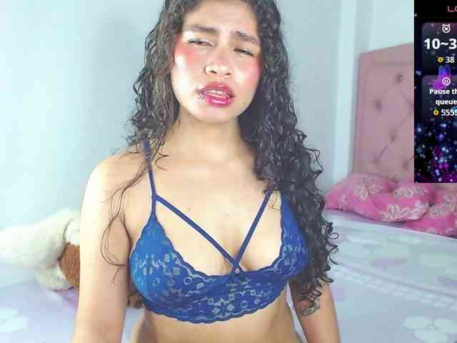 Cyntiaross Cyntiaross