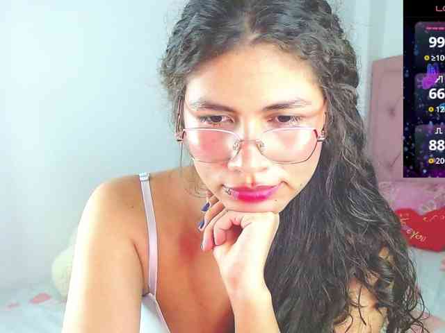 Cyntiaross Cyntiaross