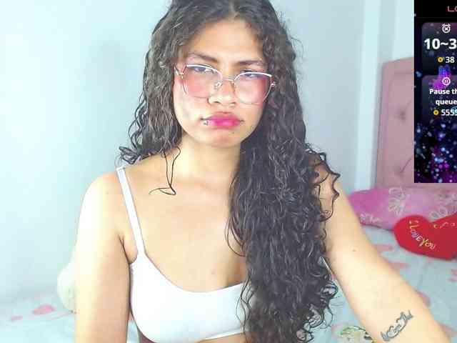 Cyntiaross Cyntiaross