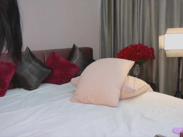 MillaBelle's BongaCams show and profile