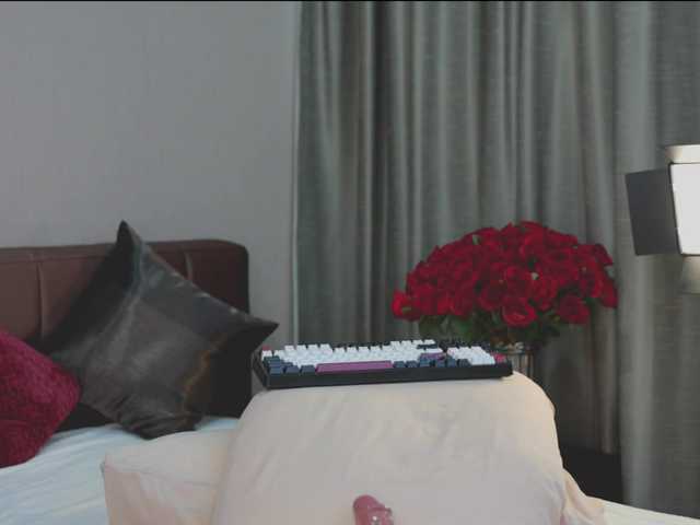 MillaBelle's BongaCams show and profile