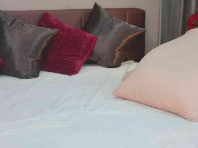 MillaBelle webcam
