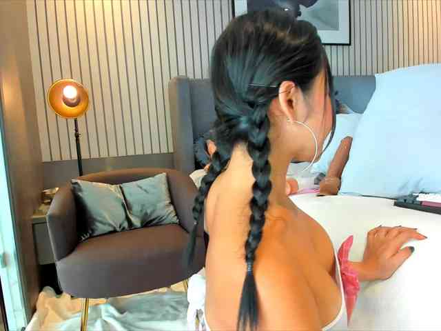 MillaBelle webcam