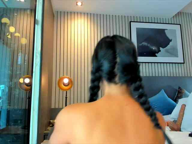 MillaBelle webcam