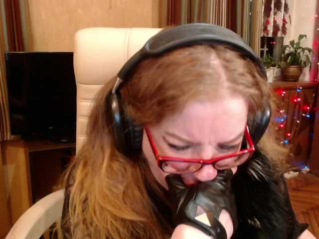 NormaGin's BongaCams show and profile