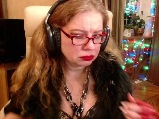 NormaGin's BongaCams show and profile