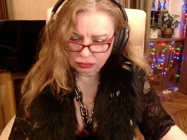 NormaGin's BongaCams show and profile