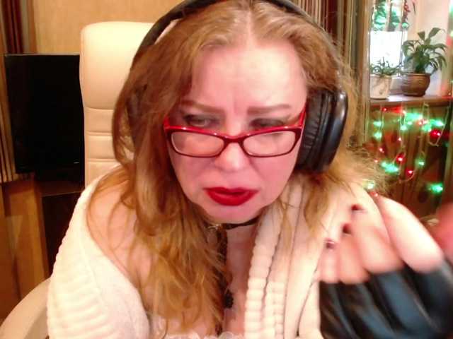 NormaGin's BongaCams show and profile