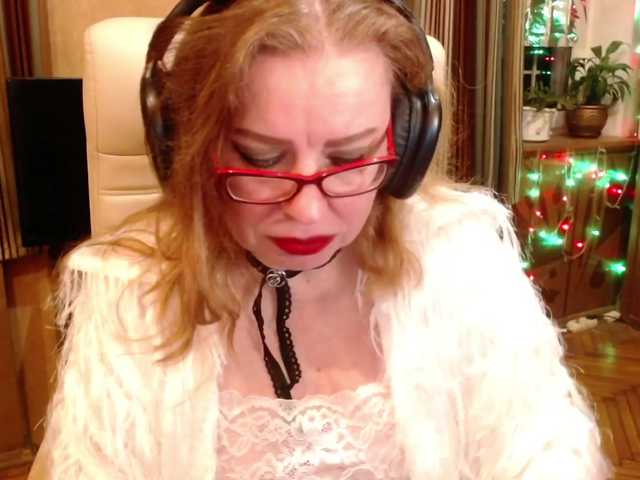 NormaGin's BongaCams show and profile