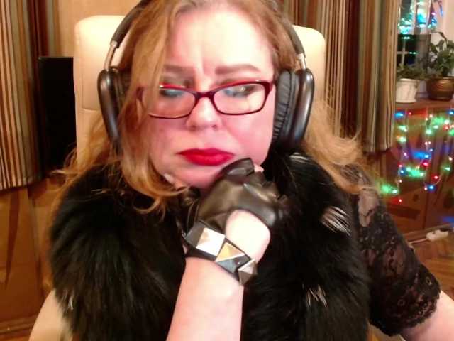 NormaGin's BongaCams show and profile