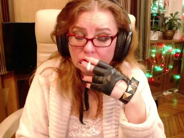 NormaGin's BongaCams show and profile