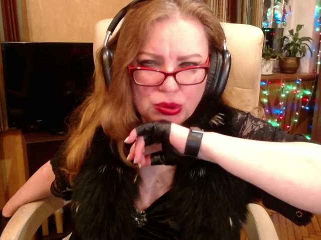 NormaGin's BongaCams show and profile