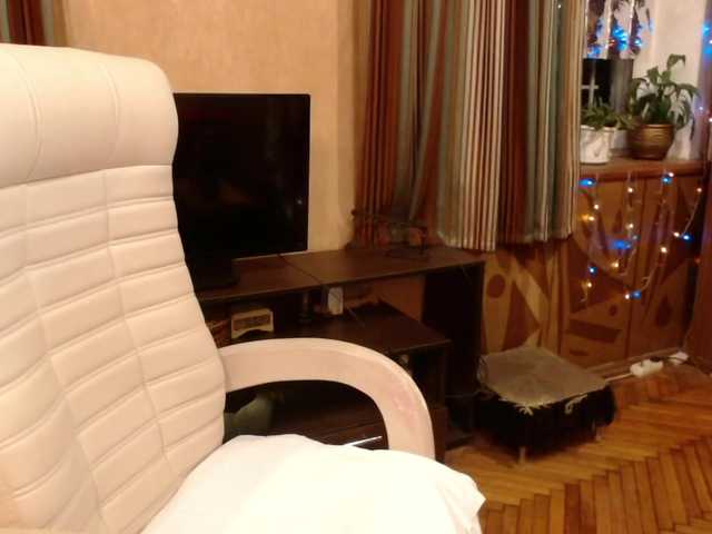 NormaGin's BongaCams show and profile