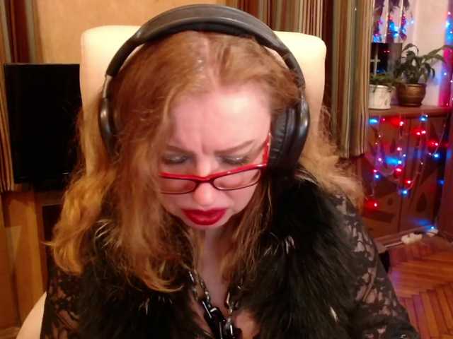 NormaGin's BongaCams show and profile