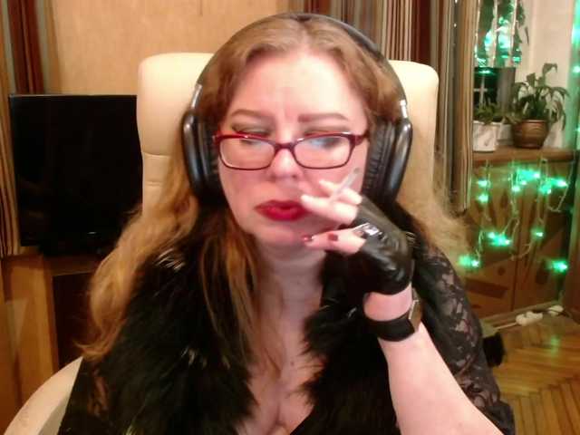 NormaGin's BongaCams show and profile