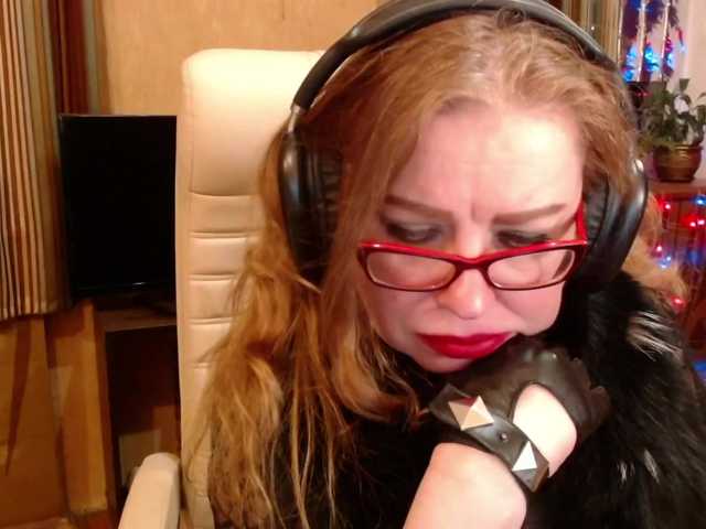 NormaGin's BongaCams show and profile