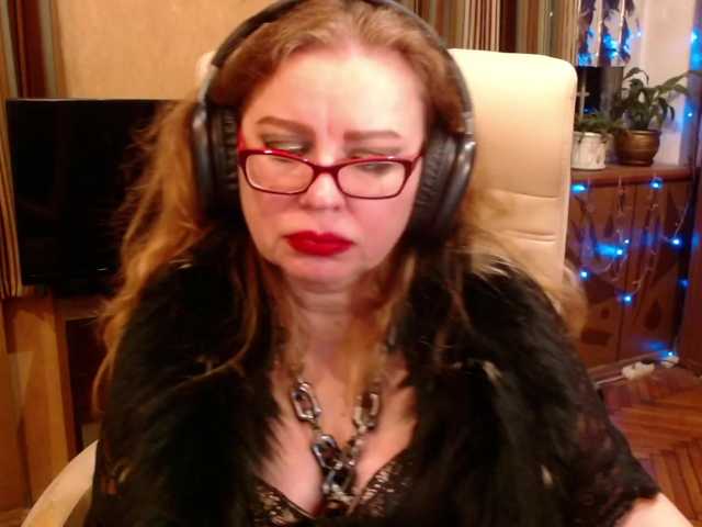 NormaGin's BongaCams show and profile