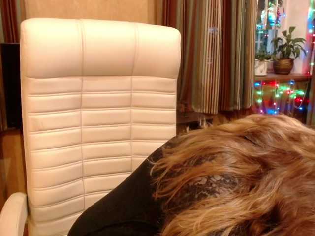 NormaGin's BongaCams show and profile