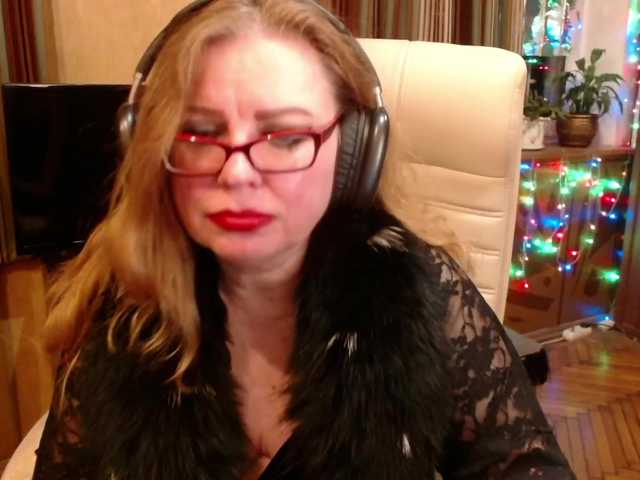 NormaGin's BongaCams show and profile