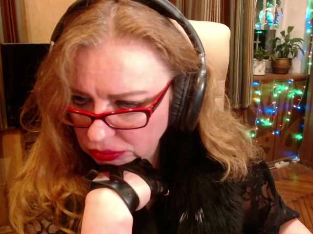 NormaGin's BongaCams show and profile