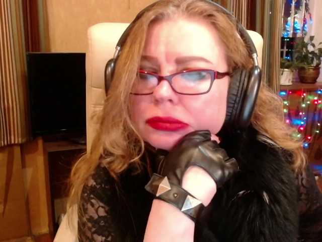 NormaGin's BongaCams show and profile