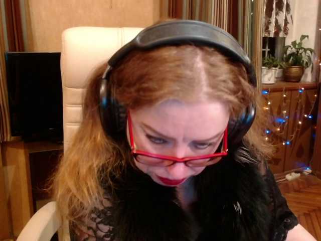 NormaGin's BongaCams show and profile