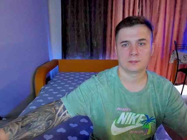 Модель: HulkLisandra