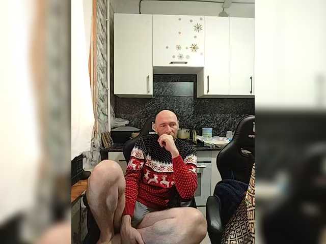 Innokentiy449's BongaCams show and profile