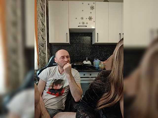 Innokentiy449's BongaCams show and profile