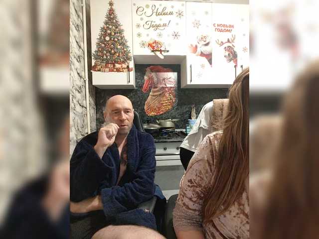 Innokentiy449's BongaCams show and profile