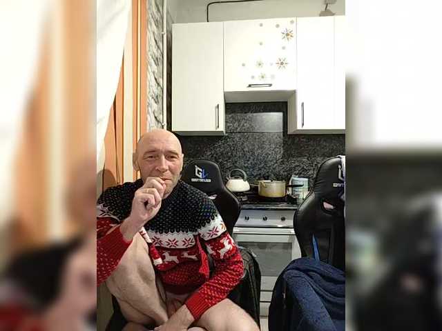 Innokentiy449's BongaCams show and profile