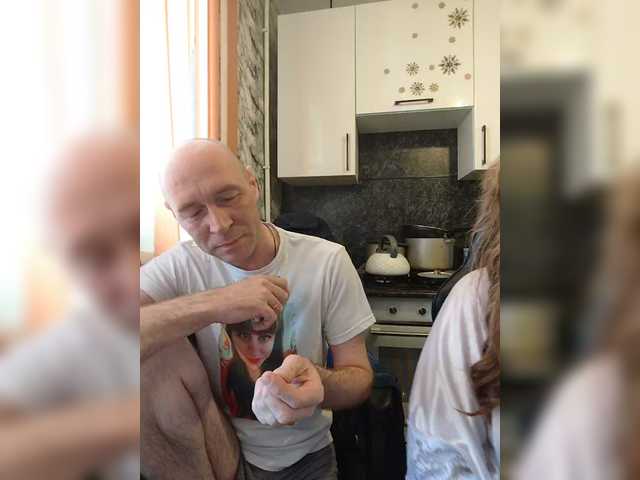 Innokentiy449's BongaCams show and profile