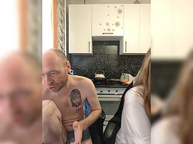 Innokentiy449's BongaCams show and profile