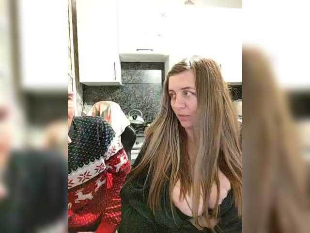 Innokentiy449's BongaCams show and profile