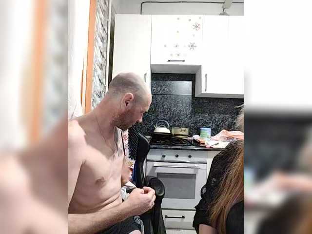 Innokentiy449's BongaCams show and profile