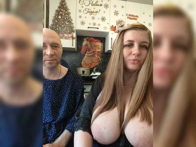 Innokentiy449's BongaCams show and profile