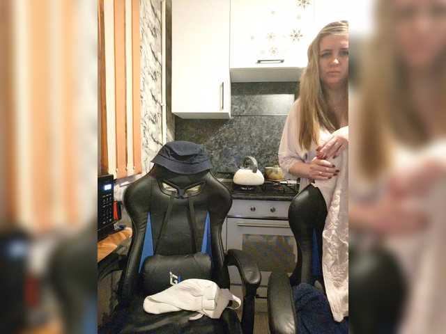 Innokentiy449's BongaCams show and profile