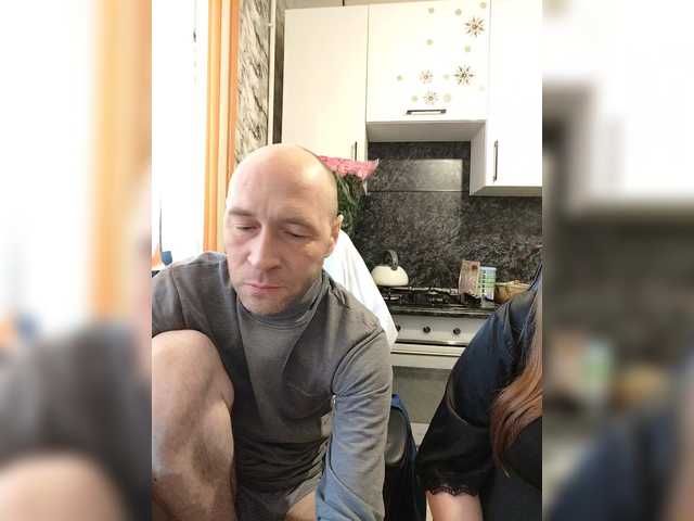 Innokentiy449's BongaCams show and profile