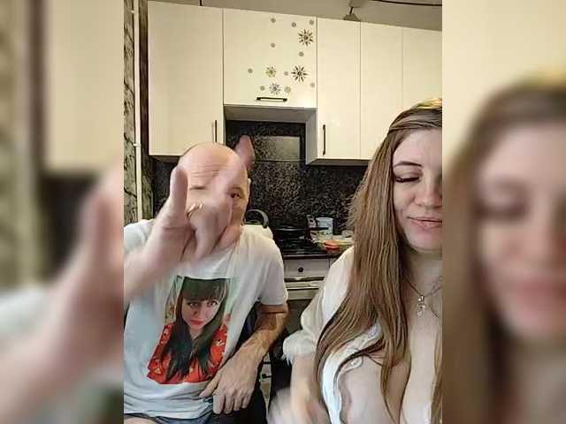 Innokentiy449's BongaCams show and profile