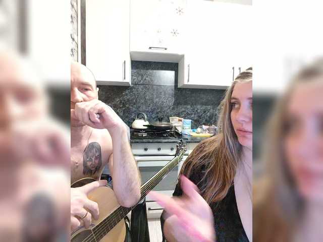 Innokentiy449's BongaCams show and profile