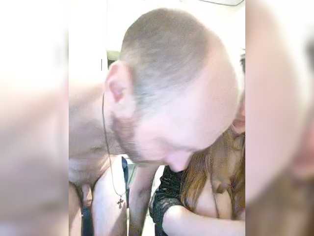 Innokentiy449's BongaCams show and profile