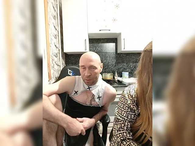 Innokentiy449's BongaCams show and profile