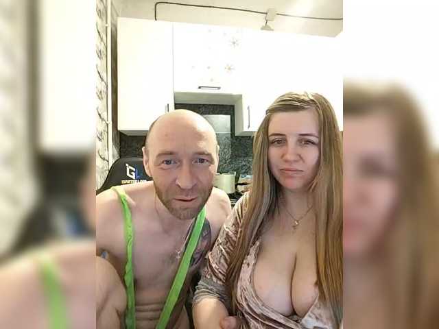 Innokentiy449's BongaCams show and profile