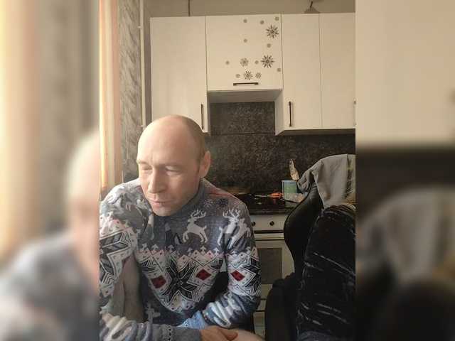 Innokentiy449's BongaCams show and profile