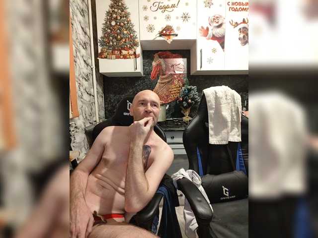 Innokentiy449's BongaCams show and profile