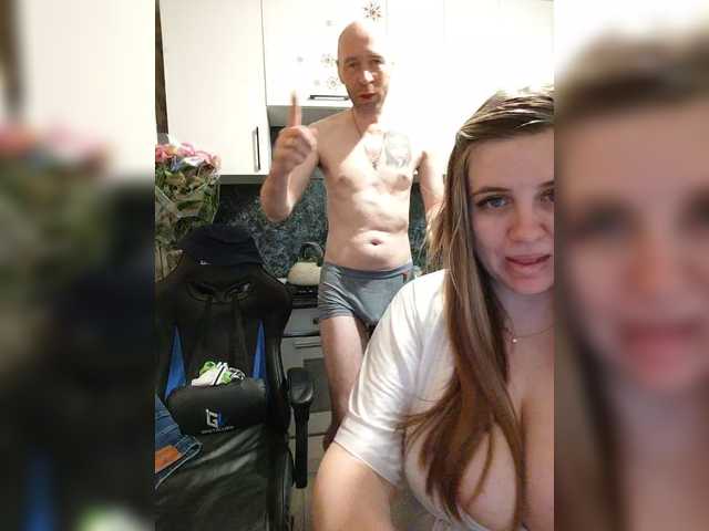 Innokentiy449's BongaCams show and profile