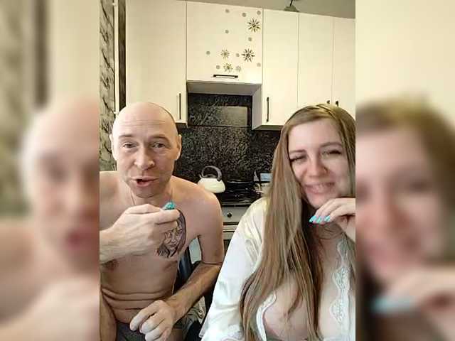 Innokentiy449's BongaCams show and profile