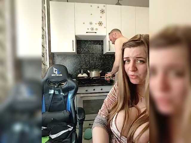 Innokentiy449's BongaCams show and profile